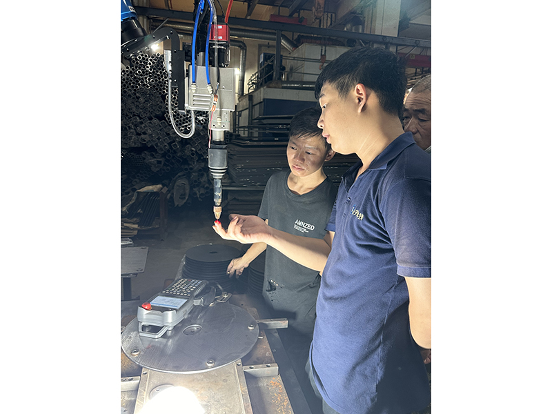 五金精密钣金加工案例 (1).jpg